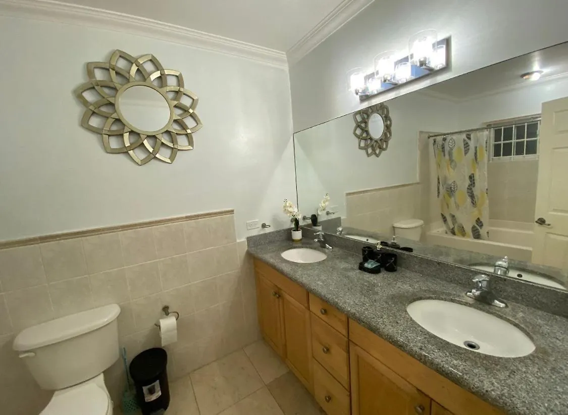 St Michael'S Terrace Apartment Kingston