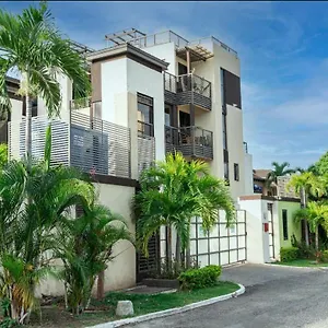 Apartment Finest Riches Manor 1 Gladstone Drive Apt A2 Kgn 6 New Kgn, Kingston